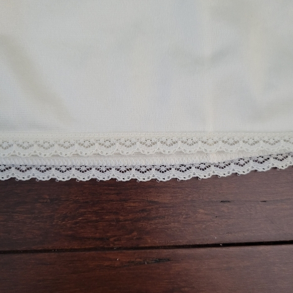 Vintage Vanity Fair Midi 32" Length Lace Trim Slip Women's Size L Ivory USA Made - Picture 2 of 5
